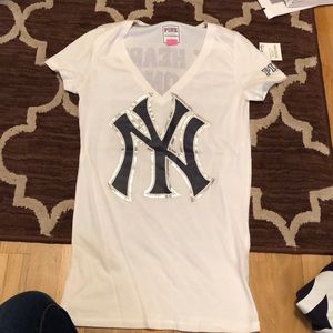 New York Yankees t shirt